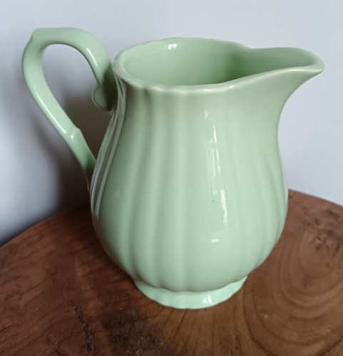 Vintage joli pot lait vert - joli,