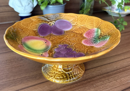 Coupe assiette sur - pied, fruit